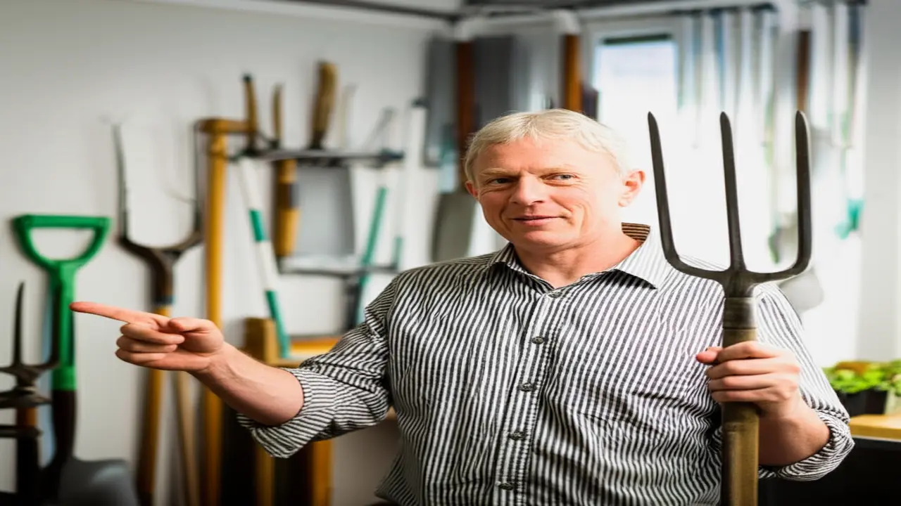 4. How to Choose the Right Garden Fork: Expert Buying Guide